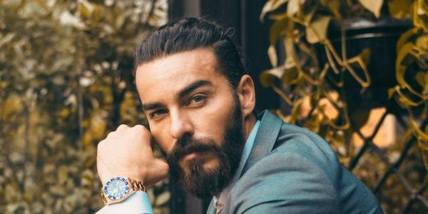 Pomade Vs. Hair Styling Gel For Men: Which Is Right For You?